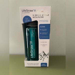 LifeStraw by Vestergaard  1L (34 ounces) water bottle with filter  never used
